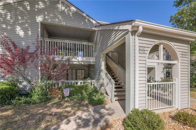 8787 W 106th Terrace, Condo with 2 bedrooms, 2 bathrooms and null parking in Overland Park KS | Image 2