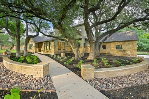 209 Ridge View Dr, Georgetown, TX, 78628-6898 | Card Image