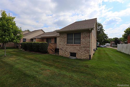 14879 Fairfield Street, Livonia, MI, 48154 | Card Image