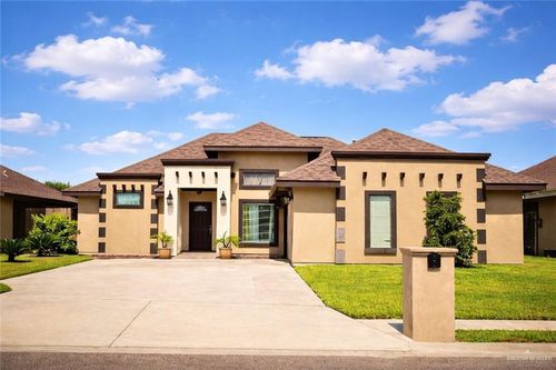 2404 S Hibiscus St, Pharr, TX, 78577-5077 | Card Image