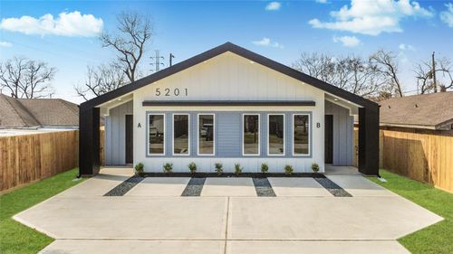 a-or-b-5201 Fairchild Street, Houston, TX, 77028 | Card Image