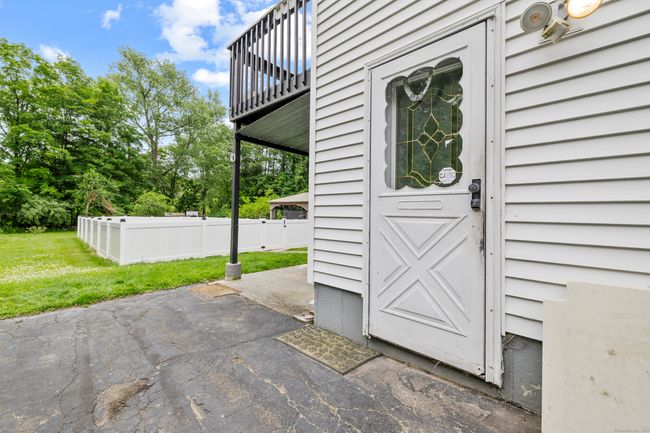 21 Sunnyside Dr, House other with 3 bedrooms, 3 bathrooms and null parking in Northford CT | Image 32