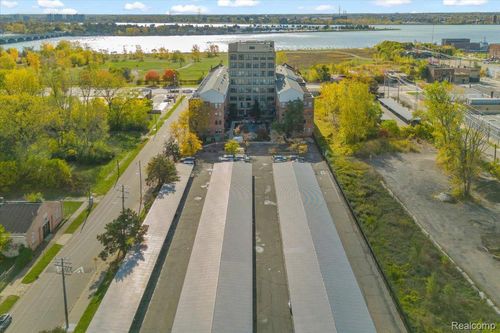 apt-230t-6533 E Jefferson Ave, Detroit, MI, 48207-4359 | Card Image