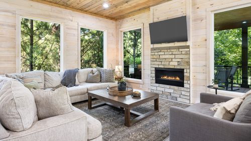 62 Hickory Canyon Trl, Broken Bow, OK, 74728-7570 | Card Image