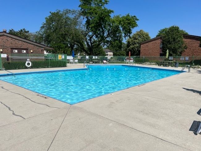 1608 - 18063 Live Oak Ct, Condo with 2 bedrooms, 2 bathrooms and 2 parking in Tinley Park IL | Image 30