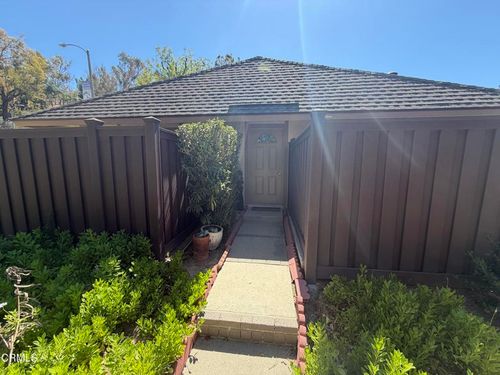 28835 Oakpath Dr, Agoura Hills, CA, 91301-3325 | Card Image