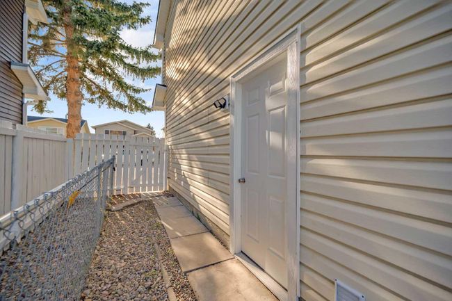 103 Castlegreen Close Ne, Home with 4 bedrooms, 3 bathrooms and 1 parking in Calgary AB | Image 39
