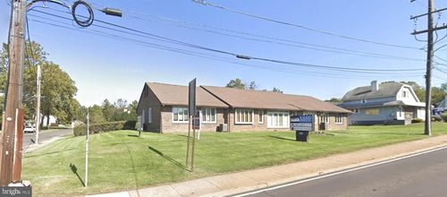 735 Street Rd, Southampton, PA, 18966-3988 | Card Image