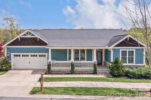 35 Pinebrook Club Dr, Asheville, NC, 28804-8810 | Card Image