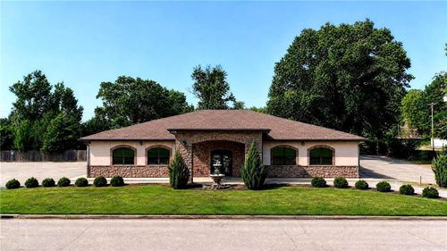 608 Willard St, Frontenac, KS, 66763-2120 | Card Image