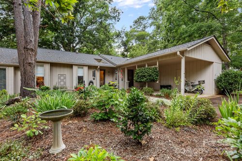 57 Diamond Ridge Ln, Columbus, NC, 28722-5463 | Card Image