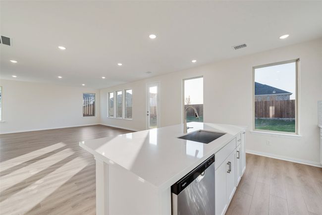 2903 Hanscom St, House other with 4 bedrooms, 3 bathrooms and null parking in Forney TX | Image 7