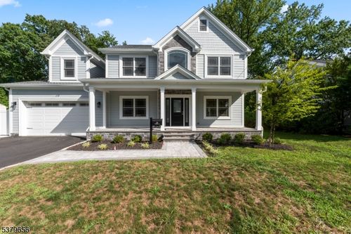 118 Cambridge Rd, Westfield, NJ, 07090-1750 | Card Image