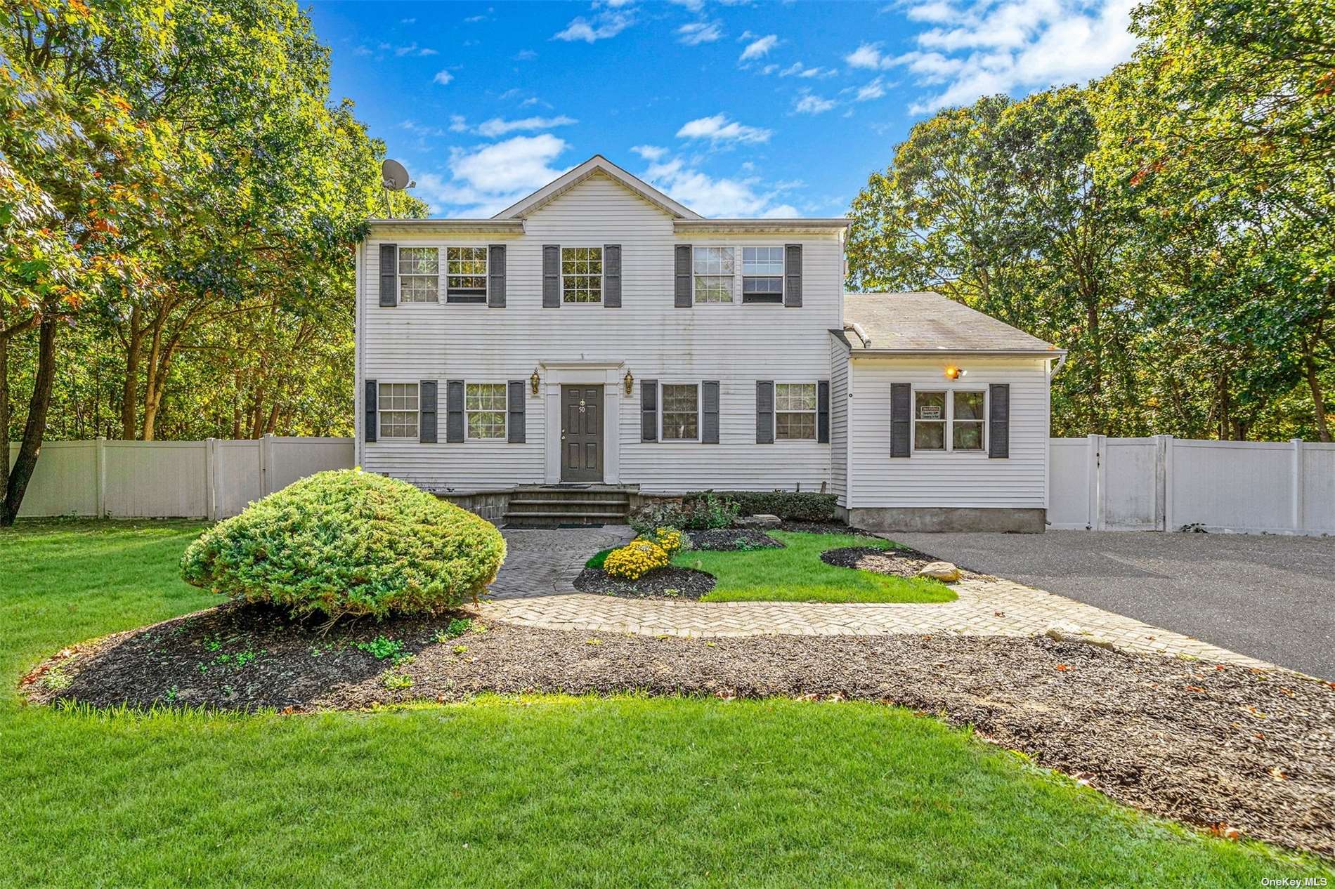 Hawkins Rd, Centereach, NY 11720