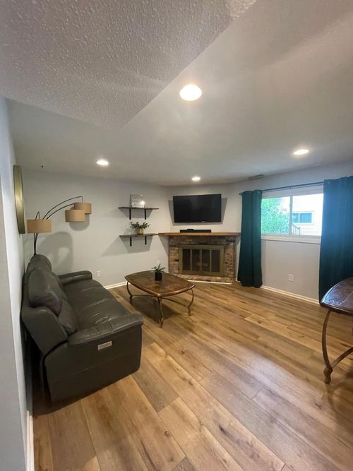 5505 E Bavarian Pass, Fridley, MN, 55432-6015 | Card Image