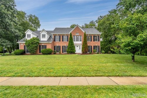 126 Fairwood Hills Rd, O Fallon, IL, 62269-3507 | Card Image