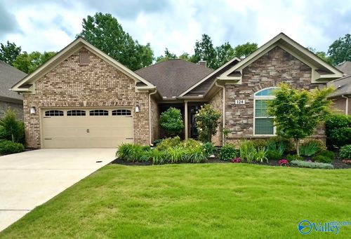 124 Summer Walk Ln, Harvest, AL, 35749-8457 | Card Image