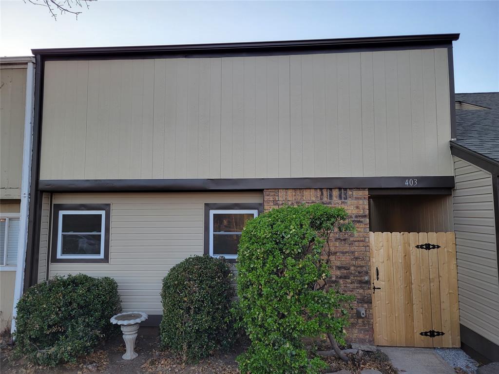 Sundance Ln, Edmond, OK 73034
