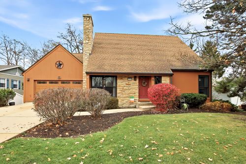 1713 Miller Ct, Lake Geneva, WI, 53147-1619 | Card Image