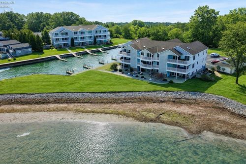 unit-1b-6005 E Harbor Rd, Marblehead, OH, 43440-9840 | Card Image