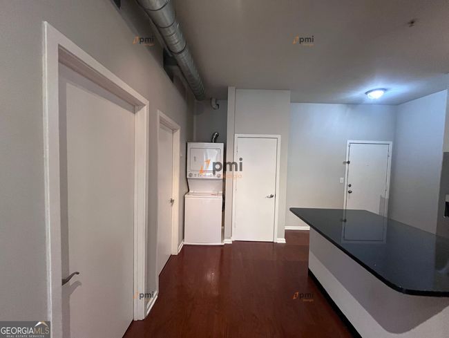 UNIT-2306 - 5300 Peachtree Rd, Condo with 2 bedrooms, 2 bathrooms and null parking in Chamblee GA | Image 8