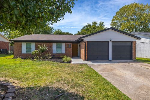 602 S Waxahachie St, Mansfield, TX, 76063-2166 | Card Image