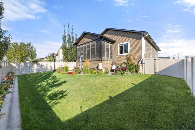 2 Ulry Close, Home with 5 bedrooms, 3 bathrooms and 6 parking in Olds AB | Image 28