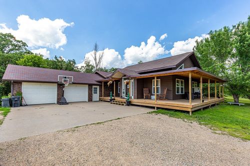 13520 W Lake Sallie Dr, Detroit Lakes, MN, 56501-7103 | Card Image