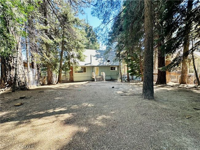 31506 Circle View Dr, House other with 4 bedrooms, 3 bathrooms and 4 parking in Running Springs CA | Image 9