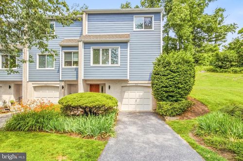 306-306 S Point Dr, CHADDS FORD, PA, 19317-9735 | Card Image