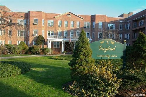 1b6-2 Overlook Rd, White Plains, NY, 10605-2451 | Card Image