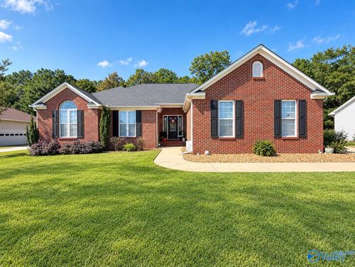118 St Martin Dr, Rainbow City, AL, 35906-9046 | Card Image