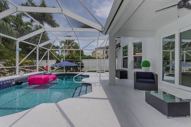 2738 Misty Oaks Circle Royal Circle, House other with 4 bedrooms, 3 bathrooms and null parking in Royal Palm Beach FL | Image 20