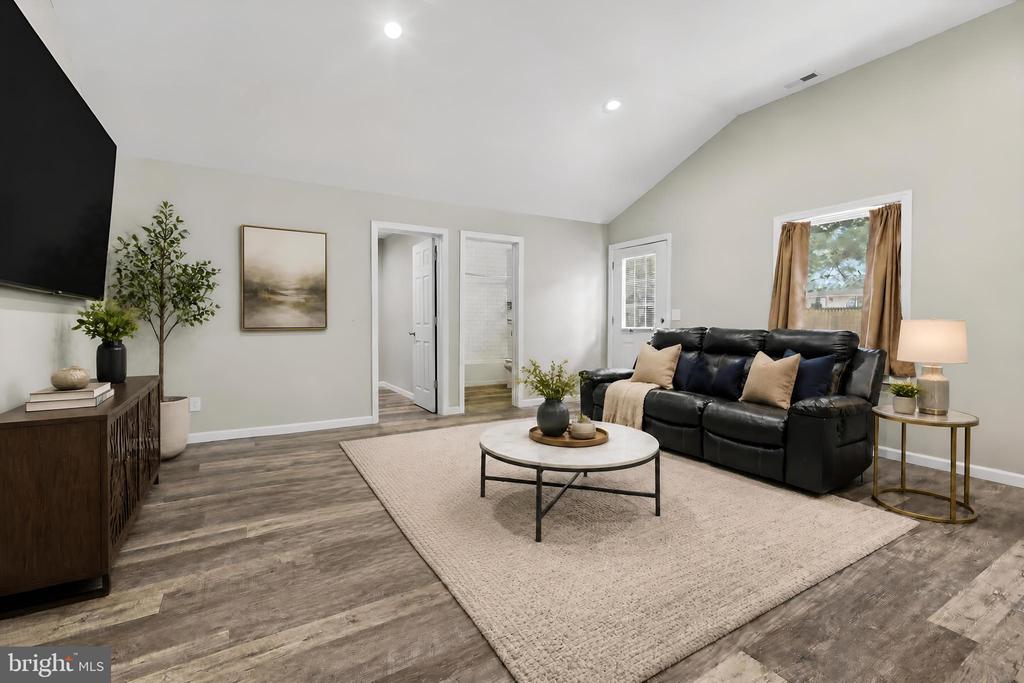 Residential in BROWNS MILLS 4