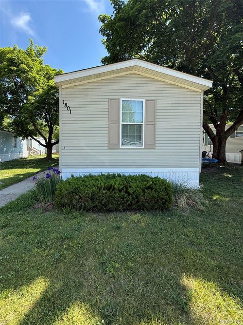 35-1801 Hawk Dr, Kalamazoo, MI, 49008-1405 | Card Image