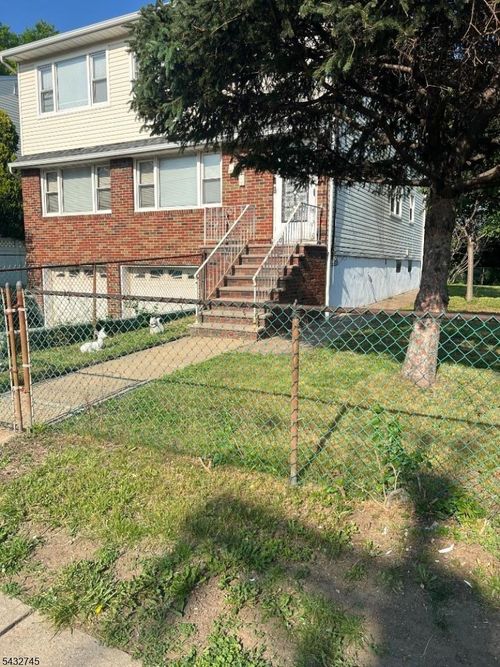 430 Clarkson Ave, Elizabeth, NJ, 07202-3620 | Card Image