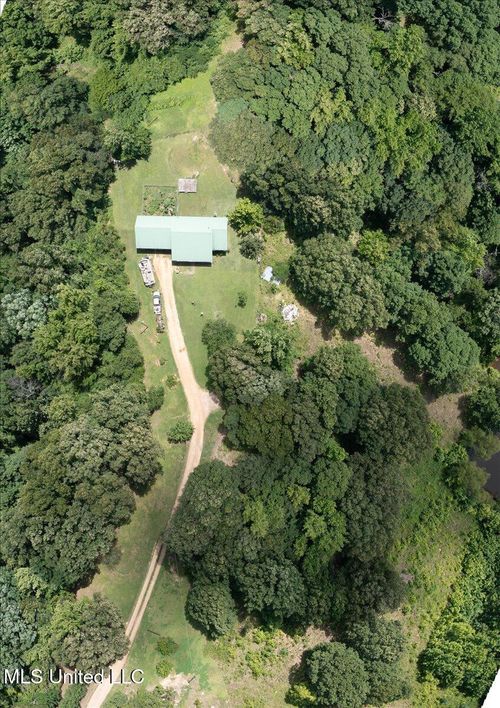 247 Sandy Branch Rd, Sarah, MS, 38665-3046 | Card Image