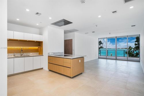 apt-202-1135 103rd St, Bay Harbor Islands, FL, 33154-1224 | Card Image
