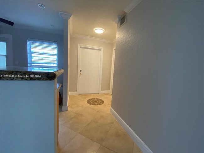 APT-301 - 232 Ne 12 Th Ave, Condo with 2 bedrooms, 2 bathrooms and null parking in Hallandale Beach FL | Image 13
