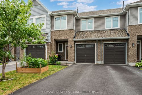 875 Riverview Way, Kingston, ON, K7K0J4 | Card Image