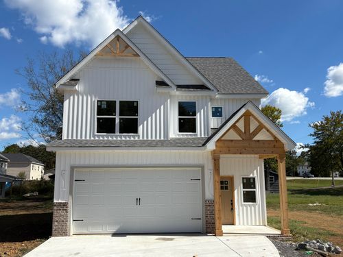 7106 Old Cleveland Pike, Chattanooga, TN, 37421-1033 | Card Image