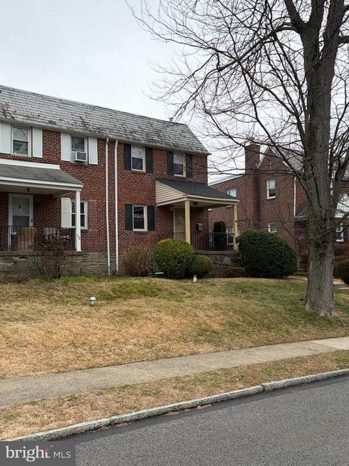 121 Rock Glen Rd, WYNNEWOOD, PA, 19096-3807 | Card Image