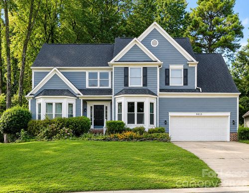 9015 Chimney Ridge Trl, Charlotte, NC, 28269-0424 | Card Image
