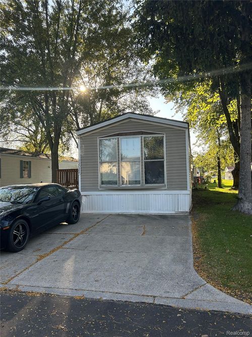 112-22028 Dubouis Ln, Romulus, MI, 48174 | Card Image