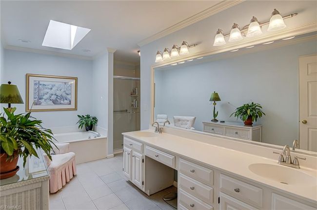 4012 Huntscroft Ln, House other with 4 bedrooms, 4 bathrooms and null parking in Winston Salem NC | Image 25
