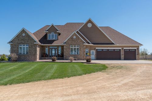 22643 Oriole Cir, Madison Lake, MN, 56063-4489 | Card Image
