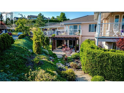 2-6909 Manning Pl, Vernon, BC, V1B2Y6 | Card Image