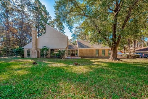 129 Springs Edge Drive, Montgomery, TX, 77356 | Card Image