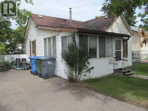 5872 69 Street Dr, Red Deer, AB, T4P1C4 | Card Image