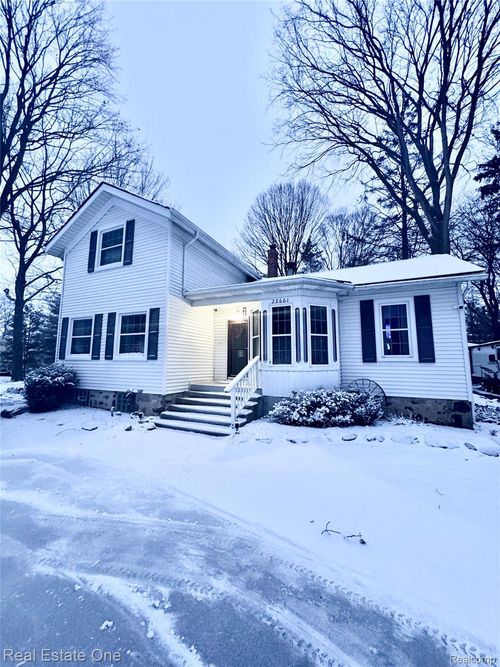 22601 W Main St, Armada, MI, 48005-4782 | Card Image